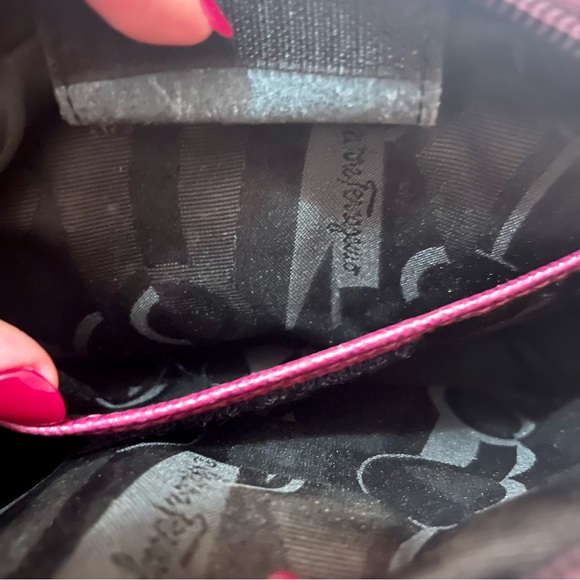 Vintage SALVATORE FERRAGAMO Raspberry Vara Embossed Leather Crossbody - Picture 10 of 11